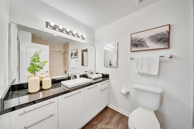 230 S Jackson 206, Glendale, CA 91205
