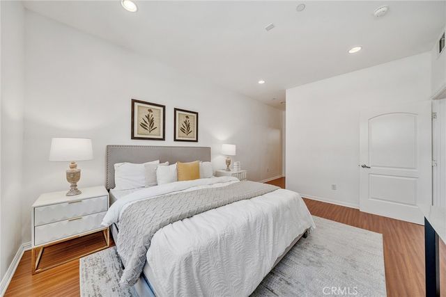 230 S Jackson 206, Glendale, CA 91205