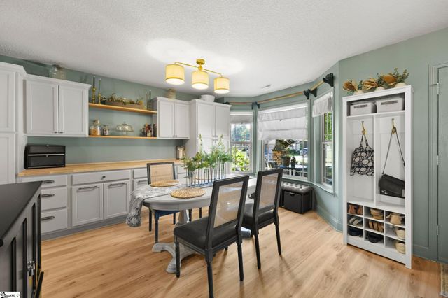43 Summerdale Drive, Taylors, SC 29687