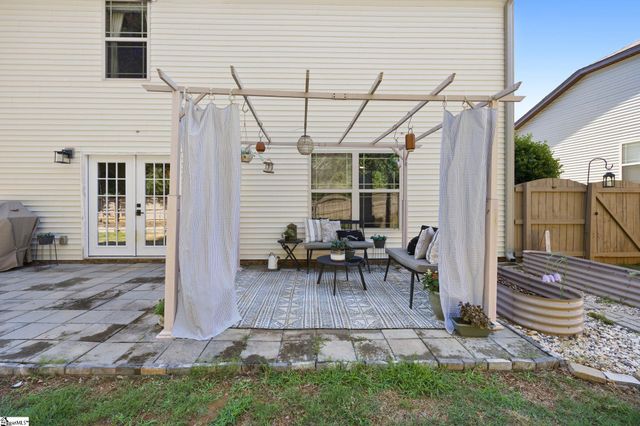 43 Summerdale Drive, Taylors, SC 29687