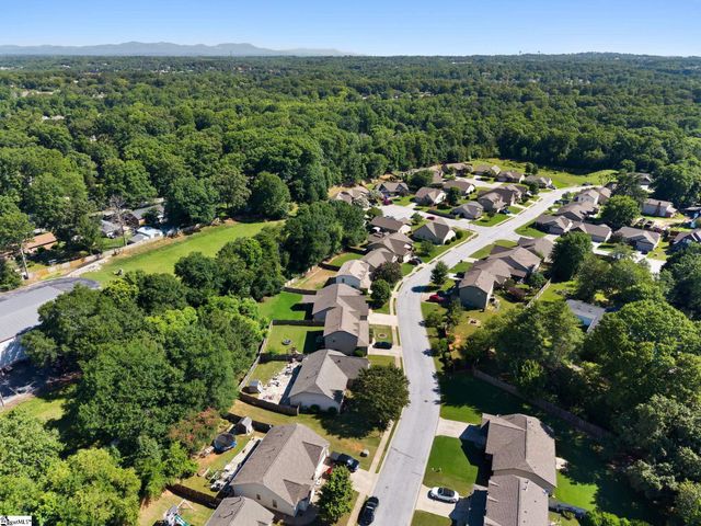 43 Summerdale Drive, Taylors, SC 29687