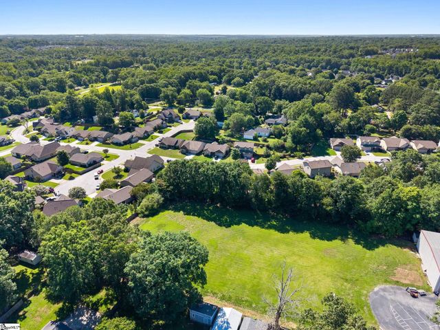 43 Summerdale Drive, Taylors, SC 29687