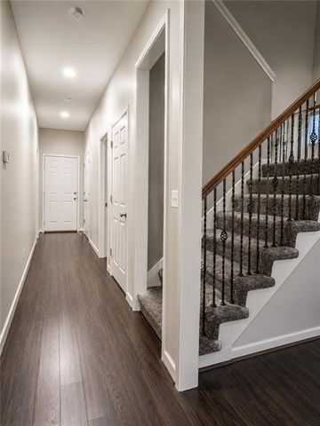 21871 W 116th Place, Olathe, KS 66061