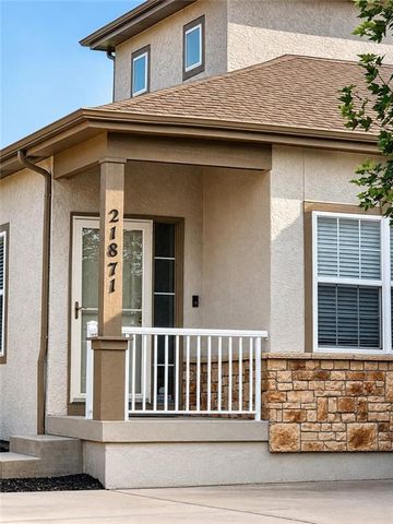 21871 W 116th Place, Olathe, KS 66061