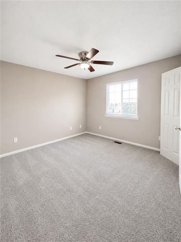 21871 W 116th Place, Olathe, KS 66061