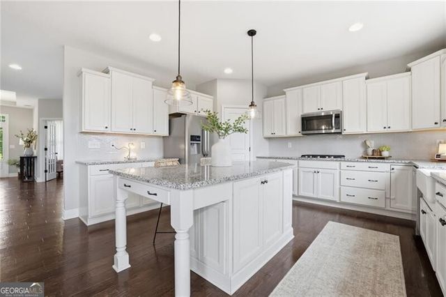 1905 Warrington Way, Cumming, GA 30040