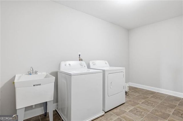 1905 Warrington Way, Cumming, GA 30040
