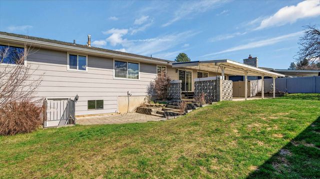 5923 W Tepee Ct, Spokane, WA 99208