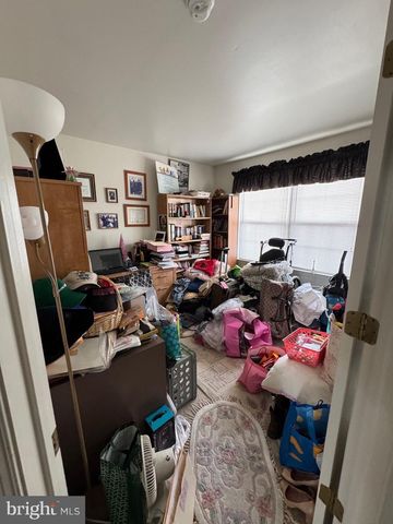 3 DEWBERRY LN, Delran, NJ 08075