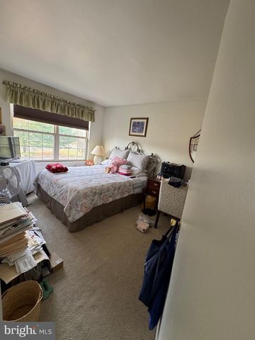 3 DEWBERRY LN, Delran, NJ 08075