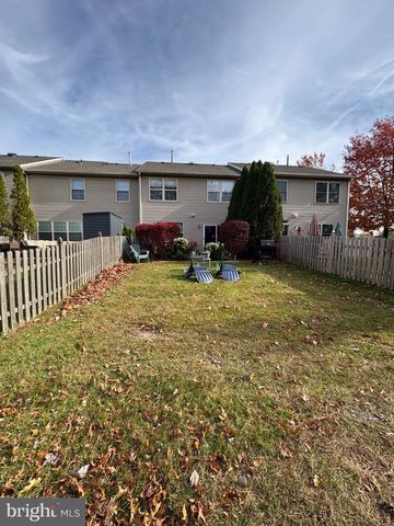 3 DEWBERRY LN, Delran, NJ 08075