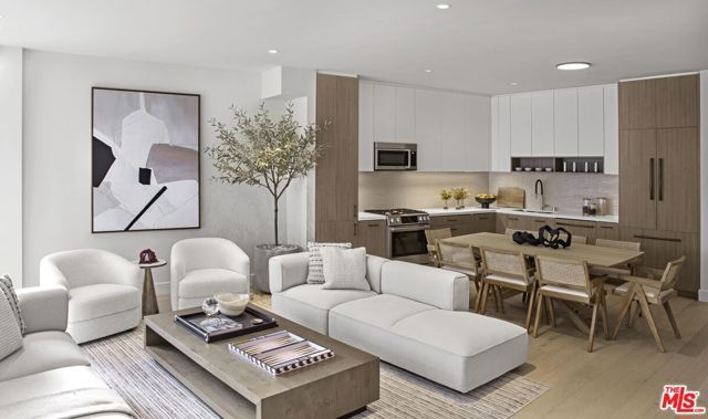 9001 Santa Monica Boulevard 402, West Hollywood, CA 90069