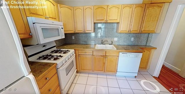 2001 Commonwealth Avenue 25, Boston, MA 02135