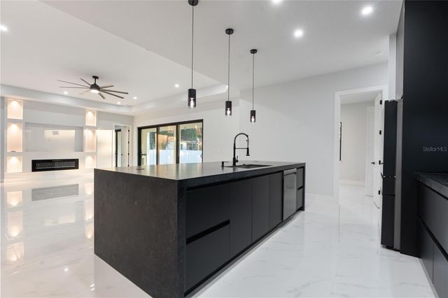 9201 NIGHTINGALE ROAD, Weeki Wachee, FL 34613