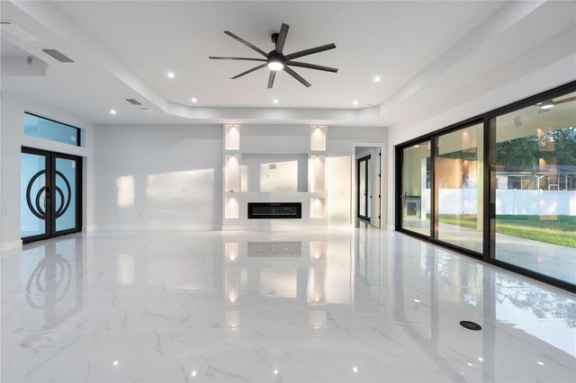 9201 NIGHTINGALE ROAD, Weeki Wachee, FL 34613