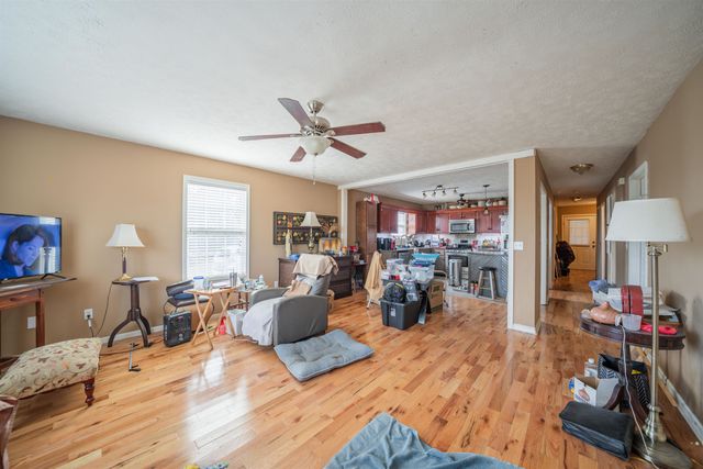 59 TY LN, Michie, TN 38357