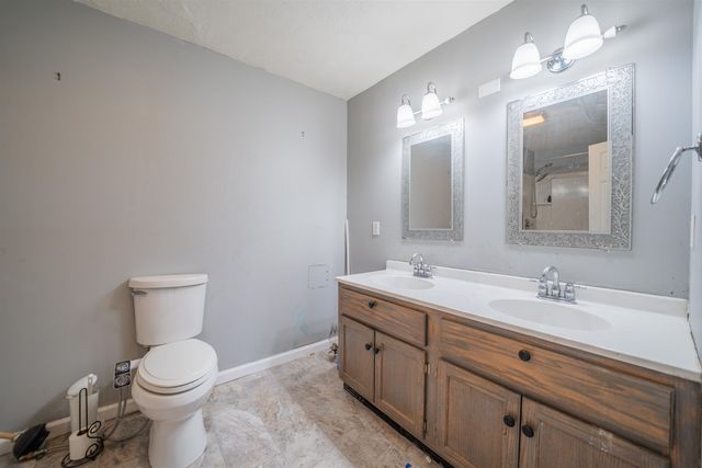 59 TY LN, Michie, TN 38357