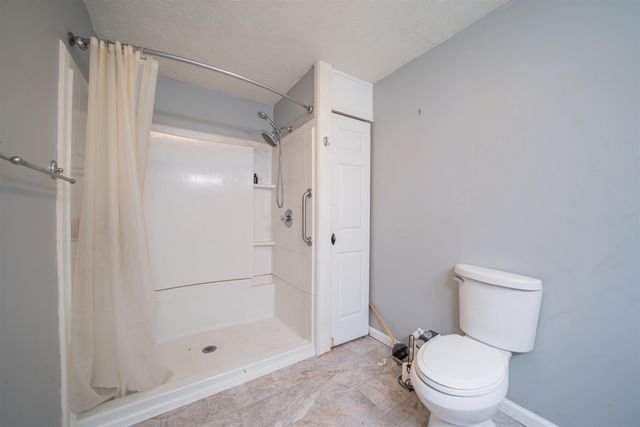 59 TY LN, Michie, TN 38357