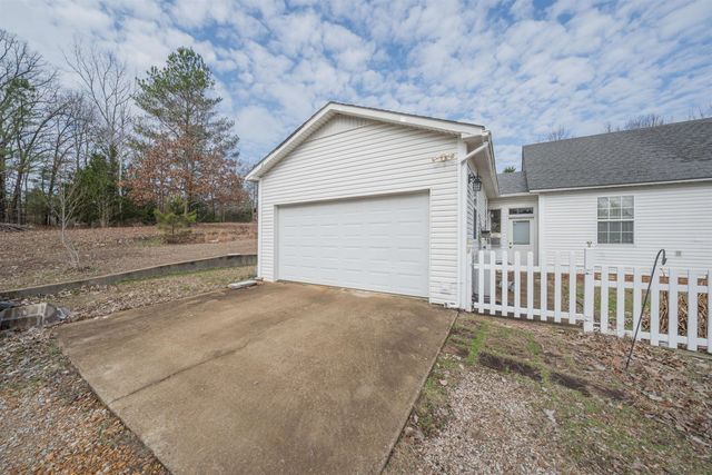 59 TY LN, Michie, TN 38357