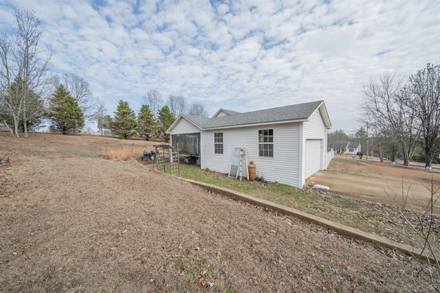 59 TY LN, Michie, TN 38357