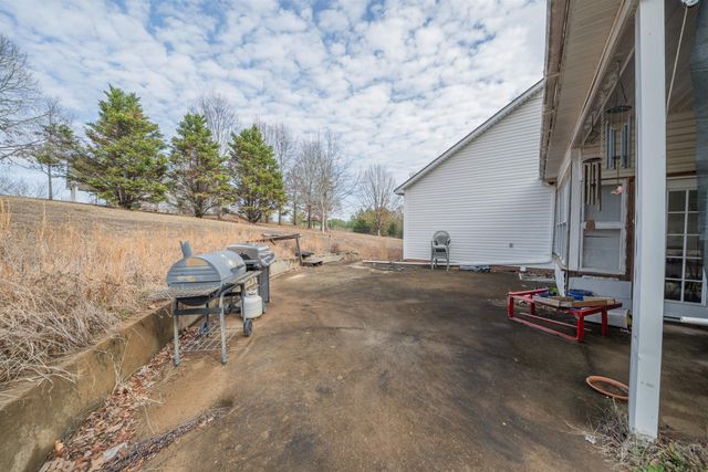 59 TY LN, Michie, TN 38357