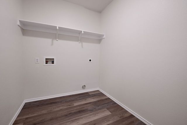 135 Jackson Drive, Terrell, TX 75160