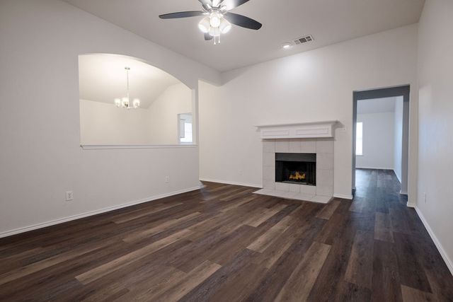 135 Jackson Drive, Terrell, TX 75160