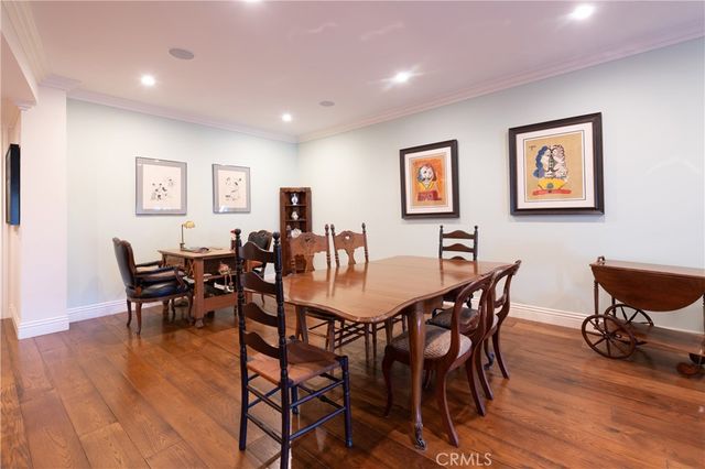 4774 Park Encino 206, Encino, CA 91436