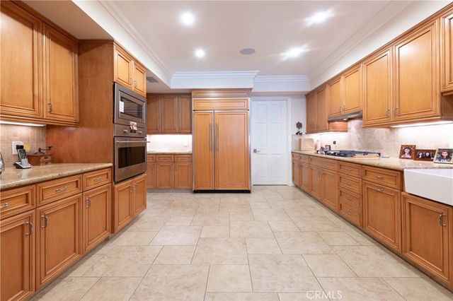 4774 Park Encino 206, Encino, CA 91436