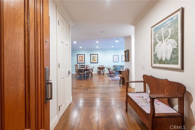 4774 Park Encino 206, Encino, CA 91436