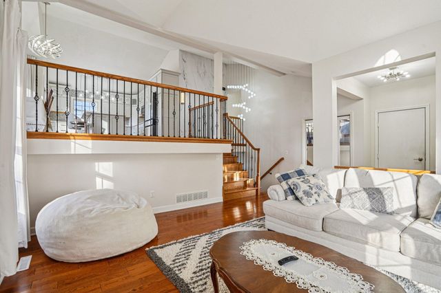 4448 W 144th Street, Savage, MN 55378