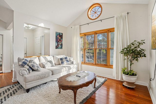 4448 W 144th Street, Savage, MN 55378