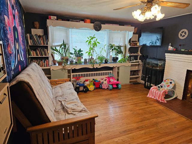 30 Duval Street, Manchester, CT 06042