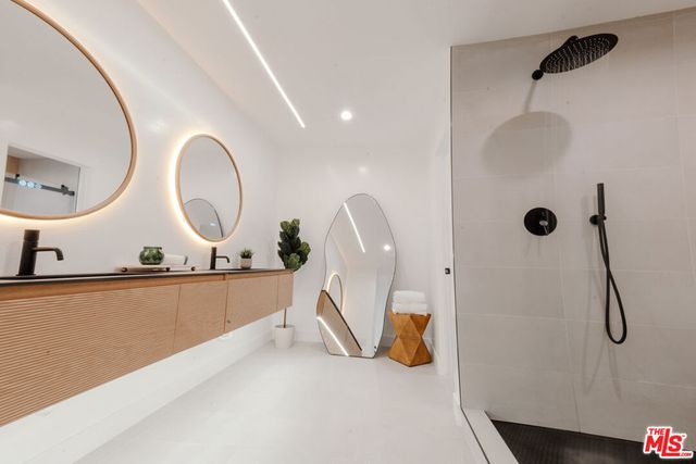 4622 Glencoe Avenue 4, Marina Del Rey, CA 90292