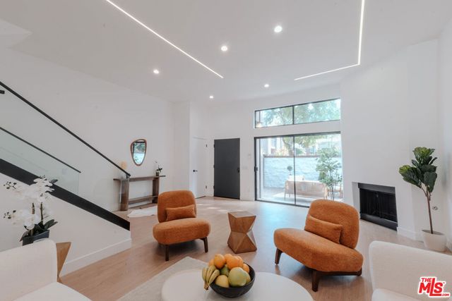 4622 Glencoe Avenue 4, Marina Del Rey, CA 90292