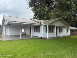 129 E Broussard Road, Lafayette, LA 70503