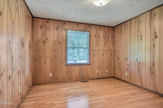 1686 Rock Springs Road, Kingsport, TN 37664