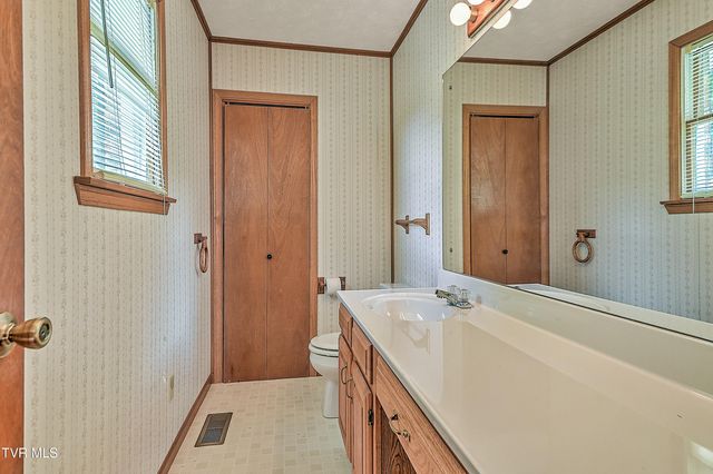 1686 Rock Springs Road, Kingsport, TN 37664