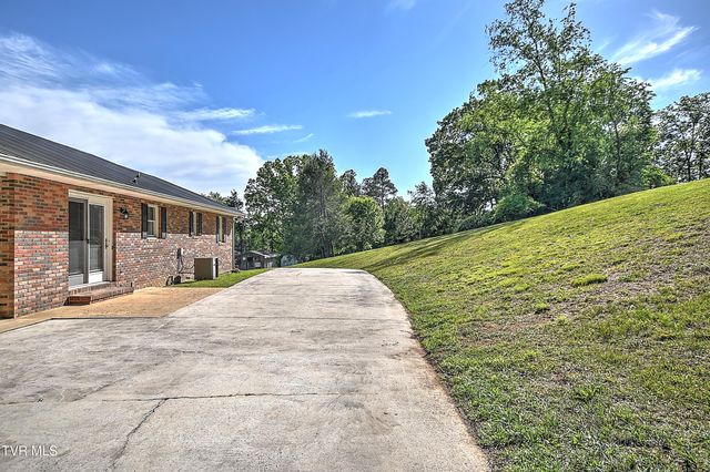 1686 Rock Springs Road, Kingsport, TN 37664
