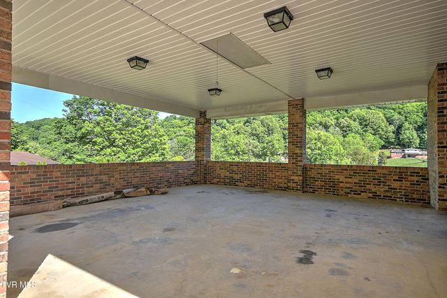 1686 Rock Springs Road, Kingsport, TN 37664