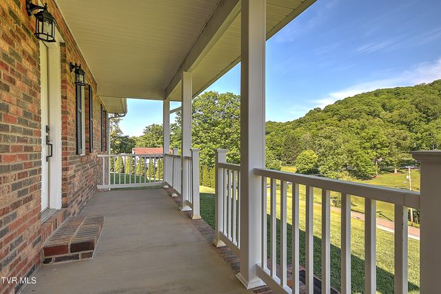 1686 Rock Springs Road, Kingsport, TN 37664