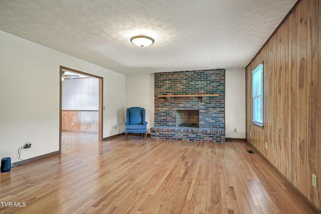 1686 Rock Springs Road, Kingsport, TN 37664