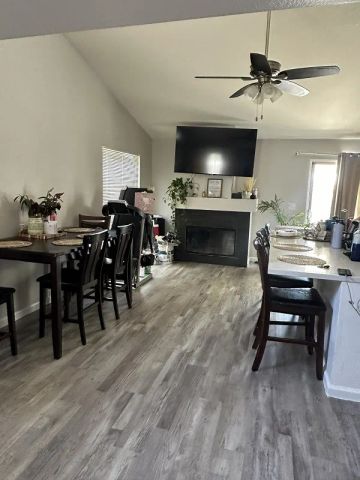 43525 Palos, Lancaster, CA 93535