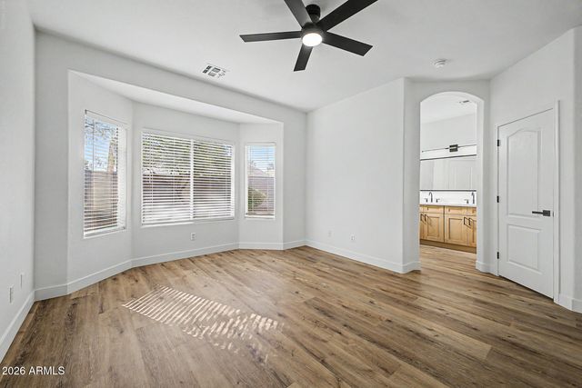 3644 S JOSHUA TREE Lane, Gilbert, AZ 85297