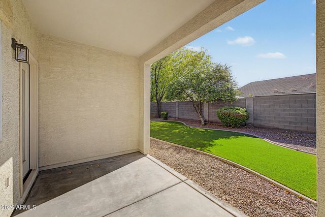 3644 S JOSHUA TREE Lane, Gilbert, AZ 85297