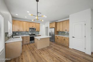 3644 S JOSHUA TREE Lane, Gilbert, AZ 85297