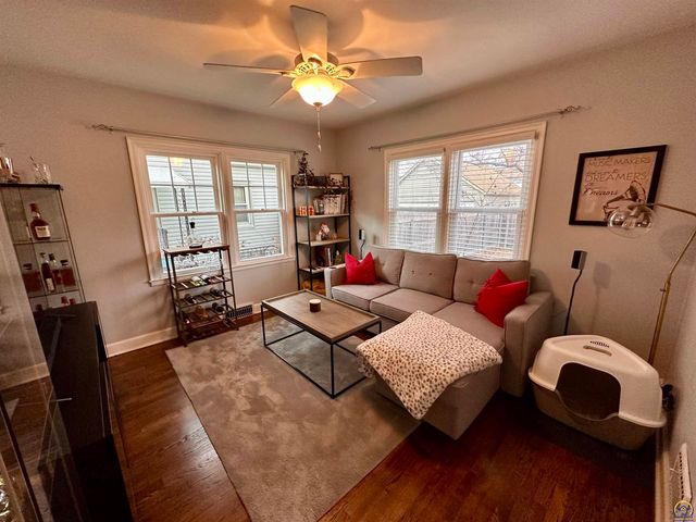 2700 SW Harland CT, Topeka, KS 66604