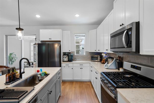 1859 ISLAND VILLAGE WAY, Kissimmee, FL 34747