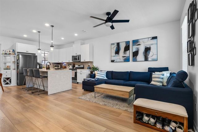 1859 ISLAND VILLAGE WAY, Kissimmee, FL 34747