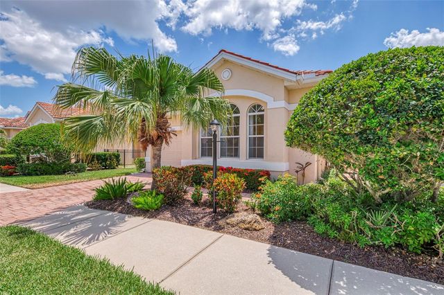 7803 33RD STREET E, Sarasota, FL 34243